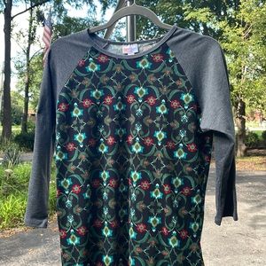 NWOT Lularoe Randy Shirt